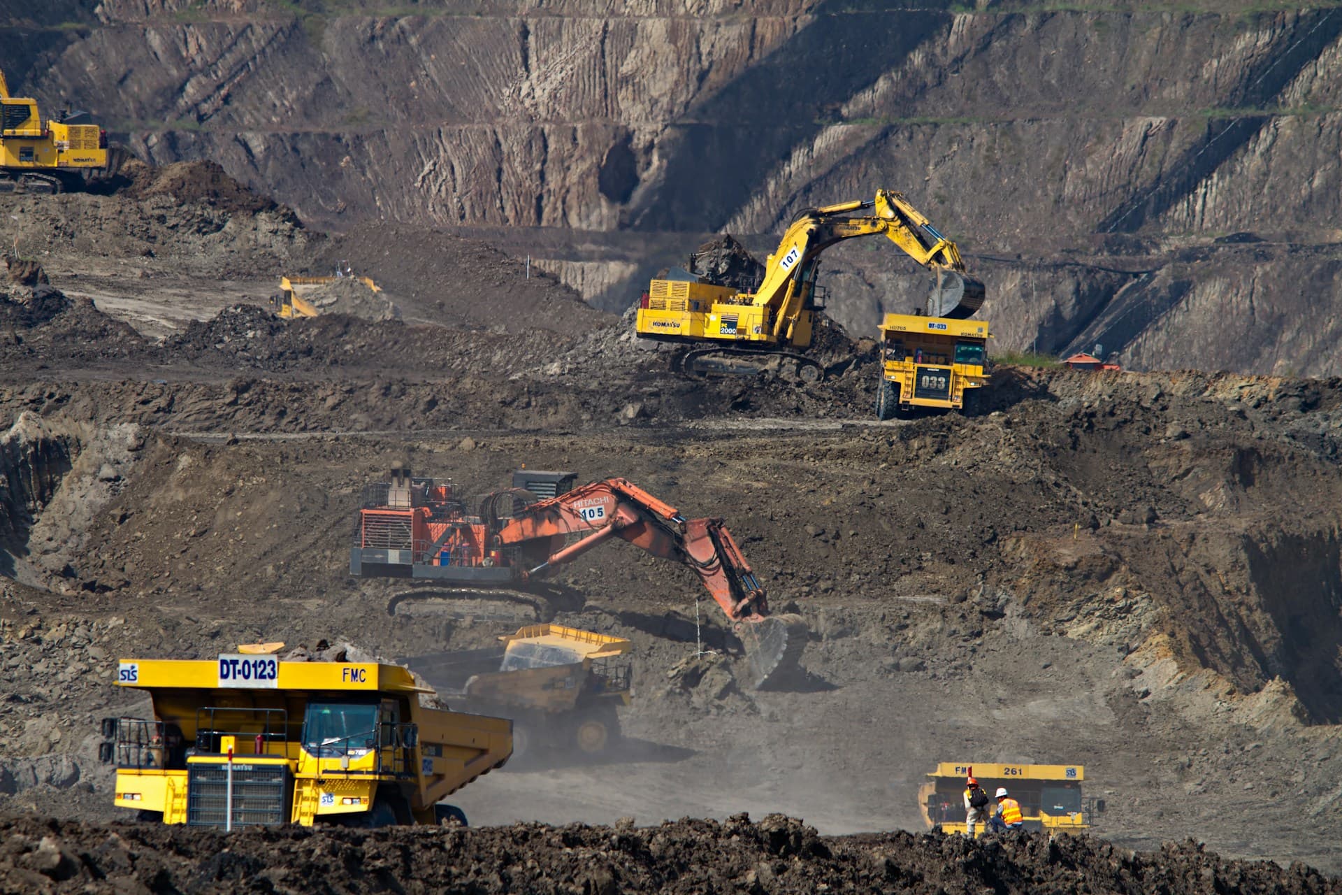 Indonesia Naikkan Kuota Tambang 2026 Jadi 360 Juta Ton, Tekan Harga Nikel